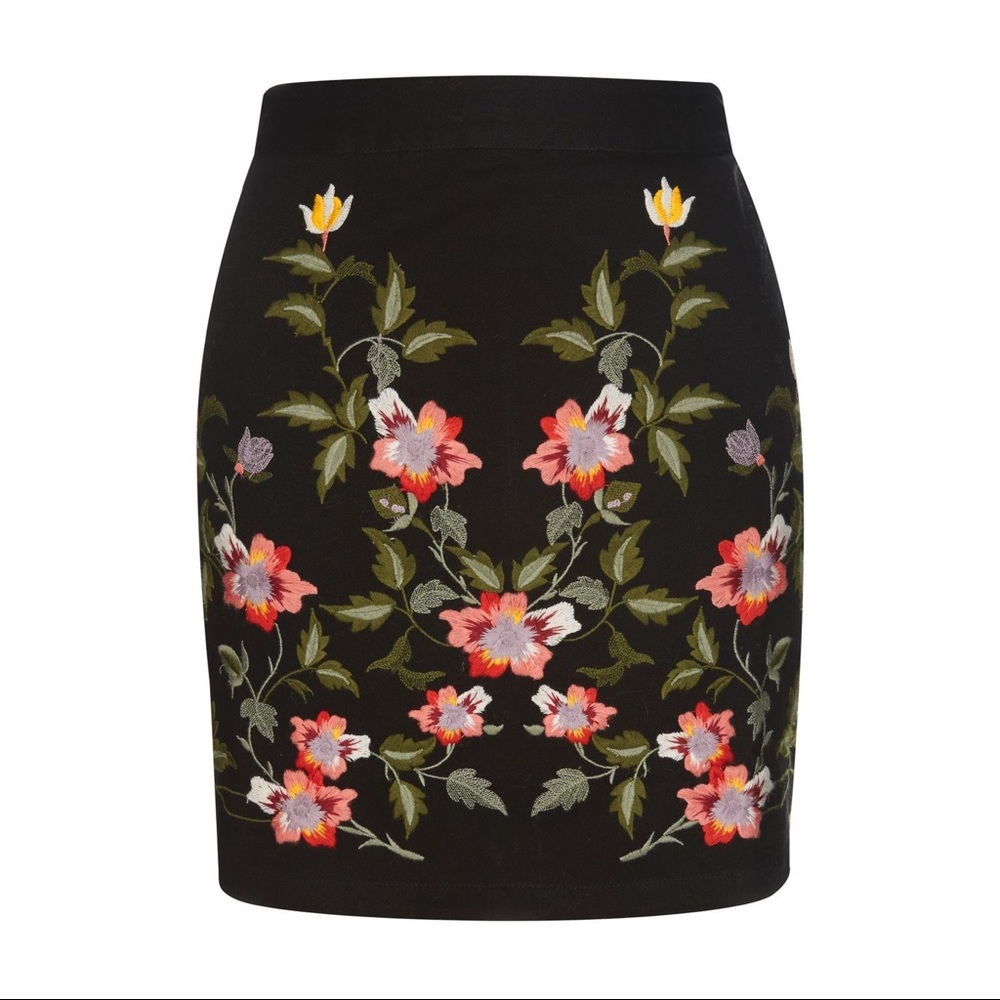 NWOT Topshop Denim Skirt - Picture 3 of 8